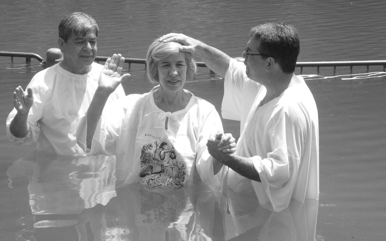Featured image for “ENGKAU HARUS DIBAPTIS”